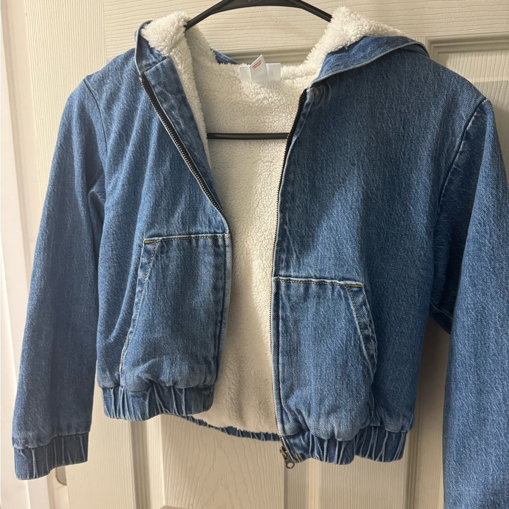 Girls Cat & Jack fleece lined Jean jacket- NWOT, size medium (8)